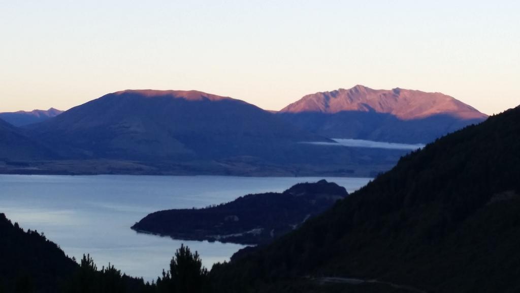 The Alpine Retreat Acomodação com café da manhã Queenstown Exterior foto